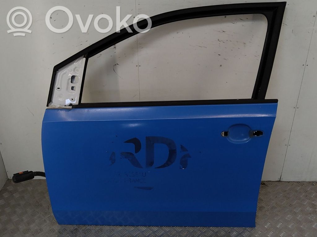 Volkswagen Up Front door 