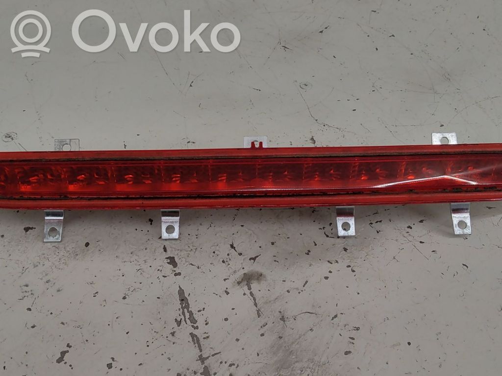 Third/center stoplight   1Q0945097B,20252140,23201152,VDMS7