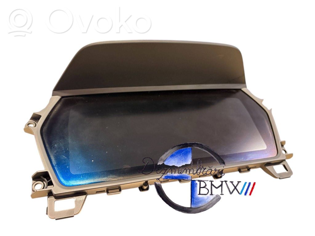 Geschwindigkeitsmesser Cockpit   20236311,0263745344,5B4A592,0006638027,8709816