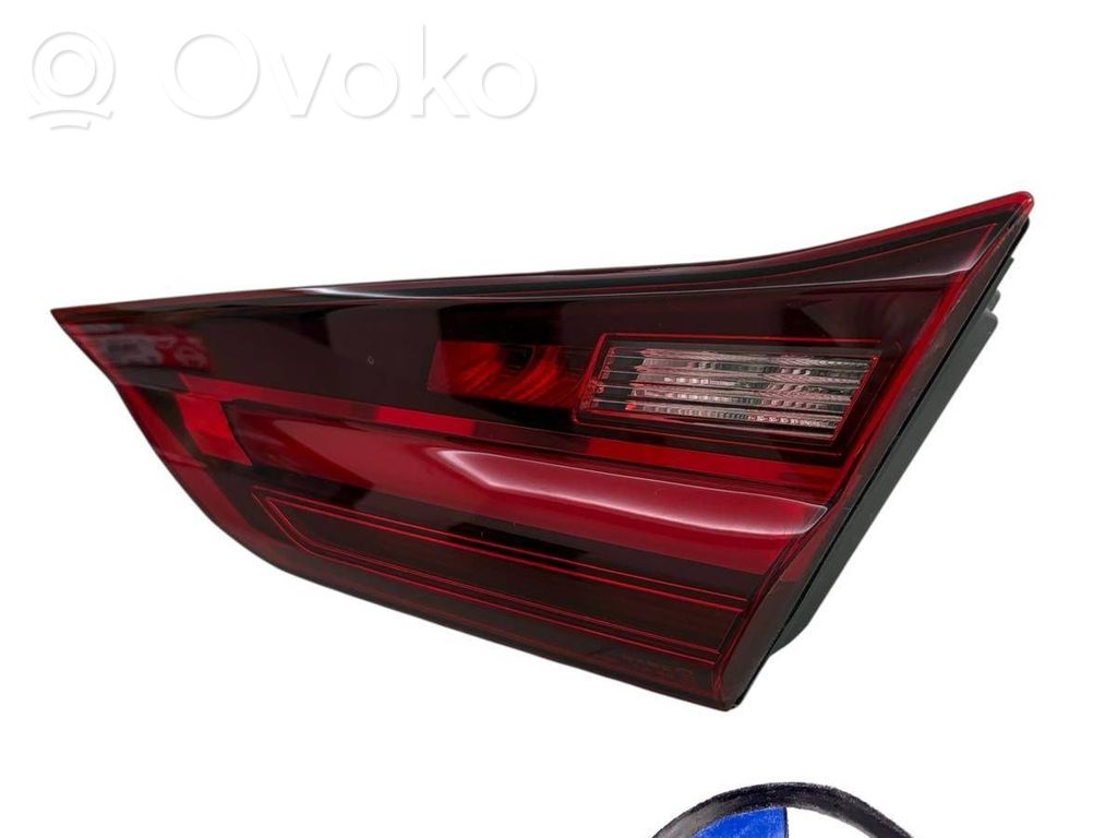BMW 1 F40 Lampă spate în capacul portbagajului 