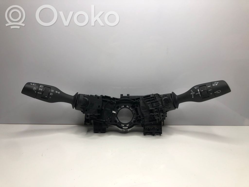 Lexus NX Interruptor/palanca de limpiador de luz de giro 