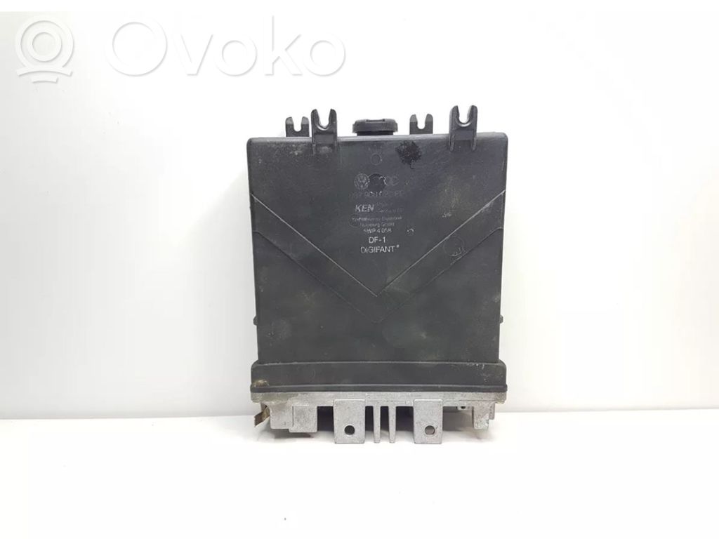 Audi 80 90 B3 Engine control unit/module 