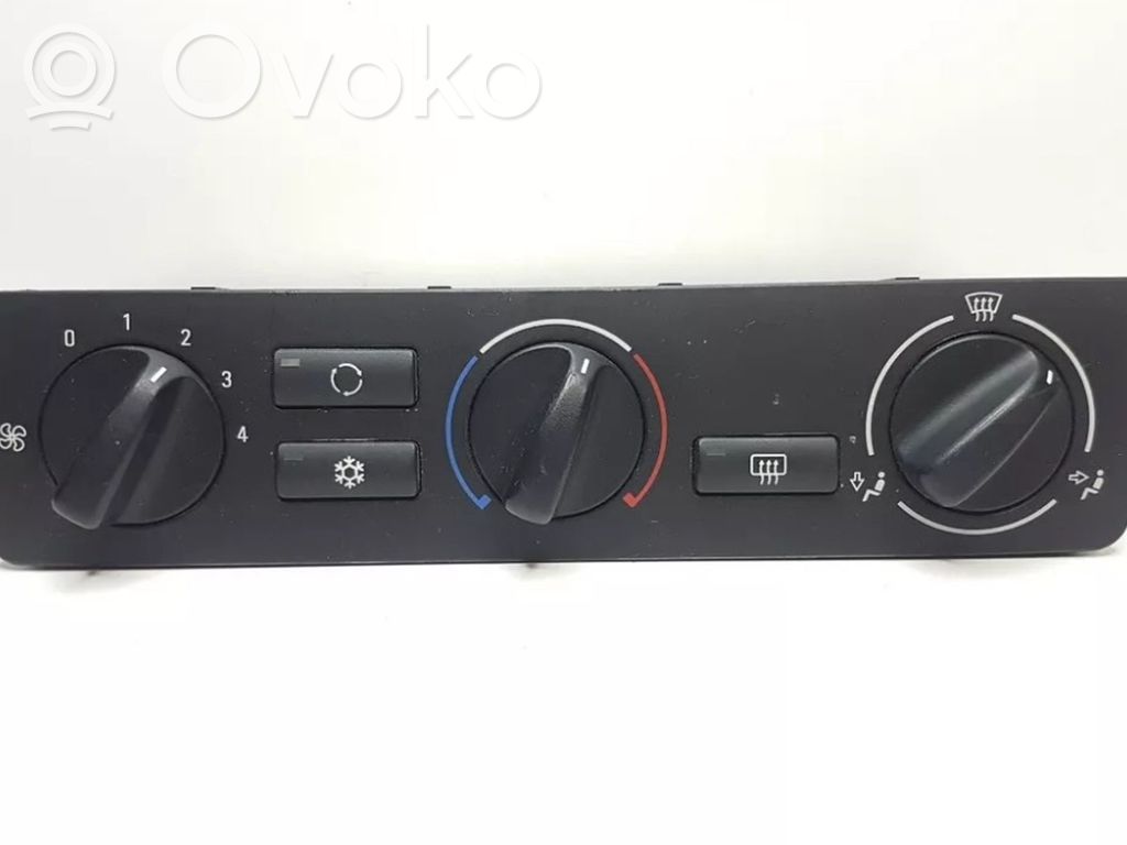Climate control unit   6911632