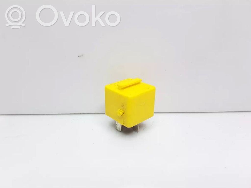 BMW 5 E34 Other relay 