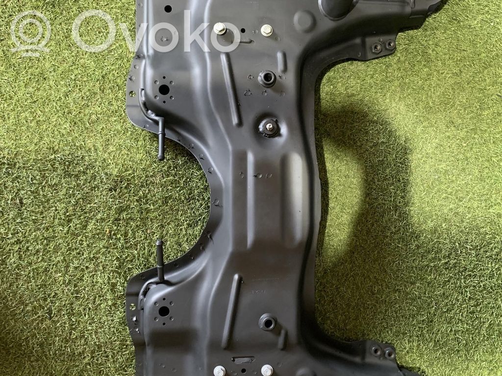 Fiat 500L Front subframe 