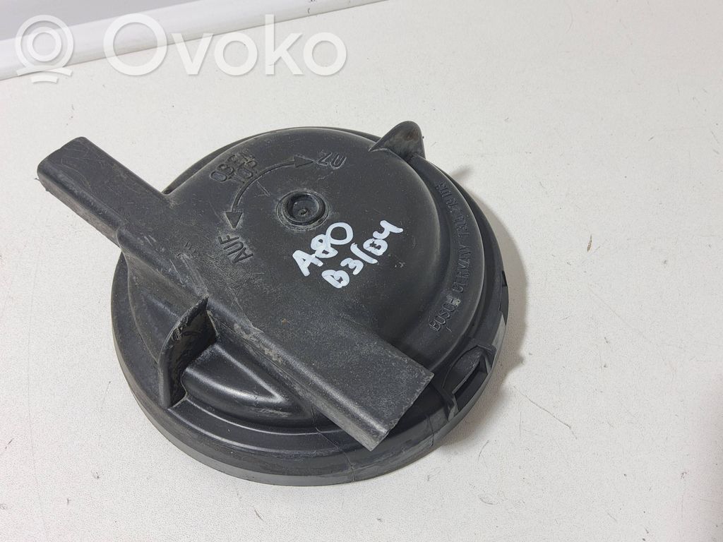 Audi 80 90 B3 Osłona żarówki lampy przedniej 