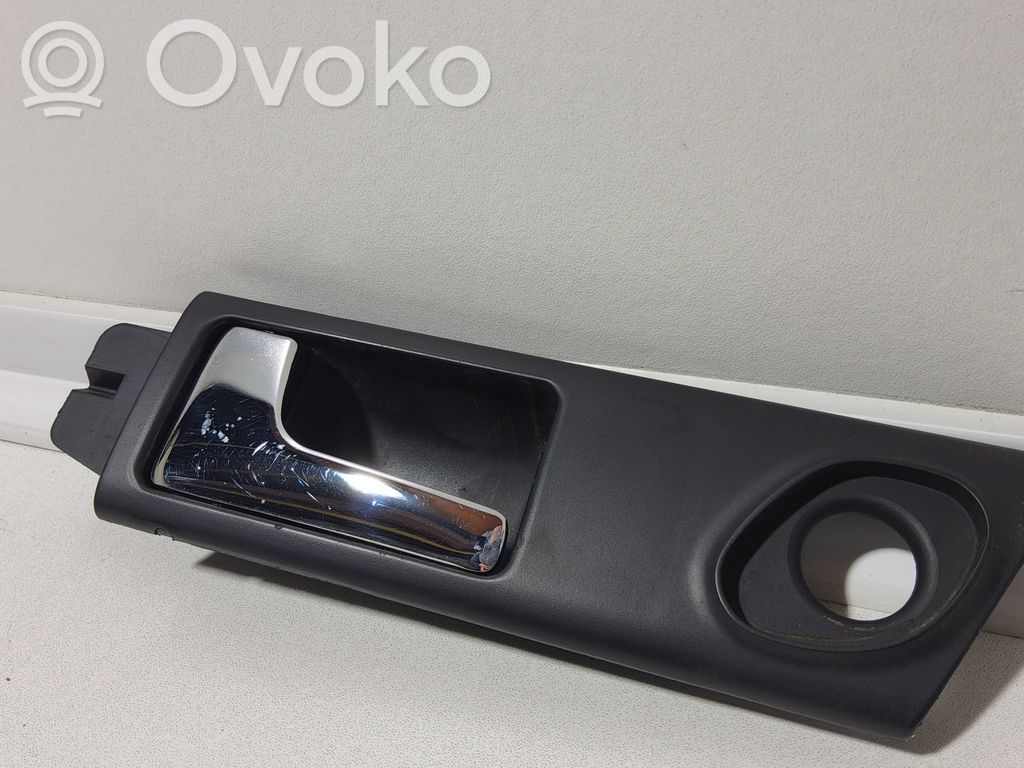 Audi 100 S4 C4 Manecilla interna puerta trasera 