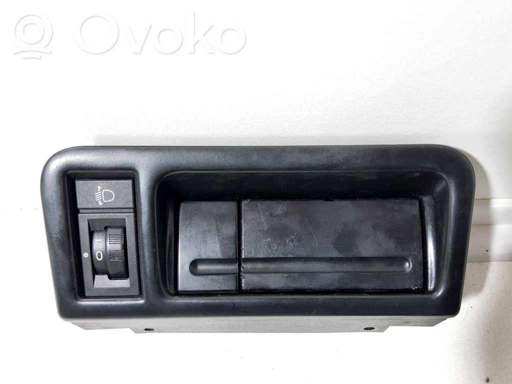 Peugeot 406 Headlight level height control switch 