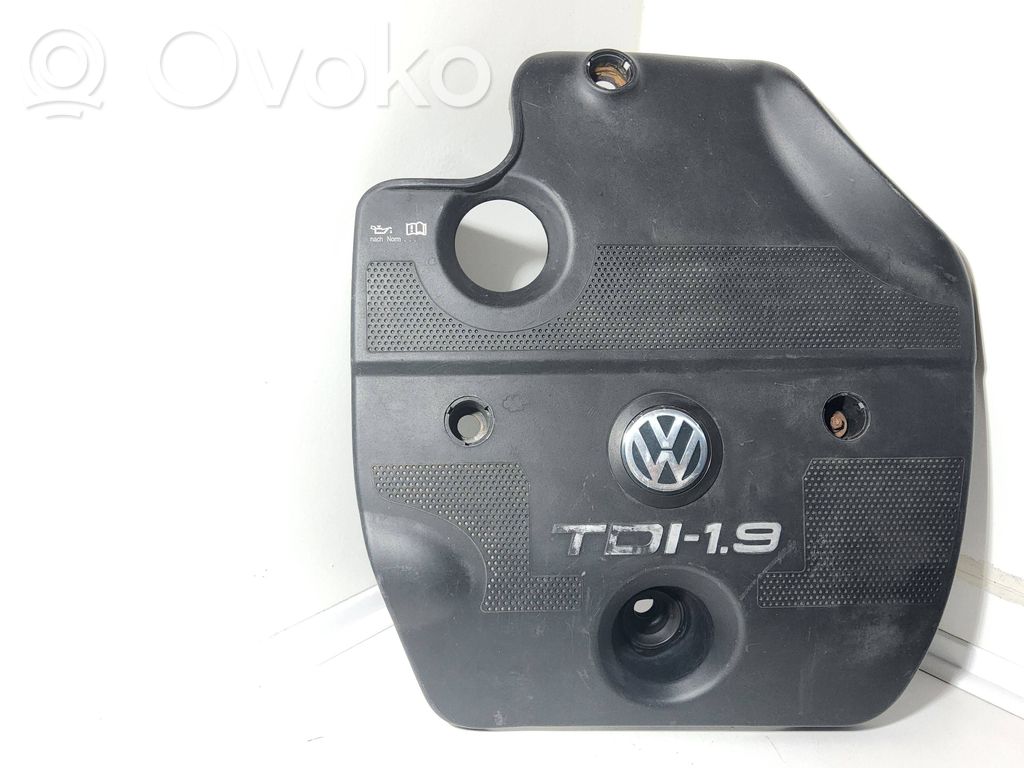 Volkswagen Golf IV Copri motore (rivestimento) 