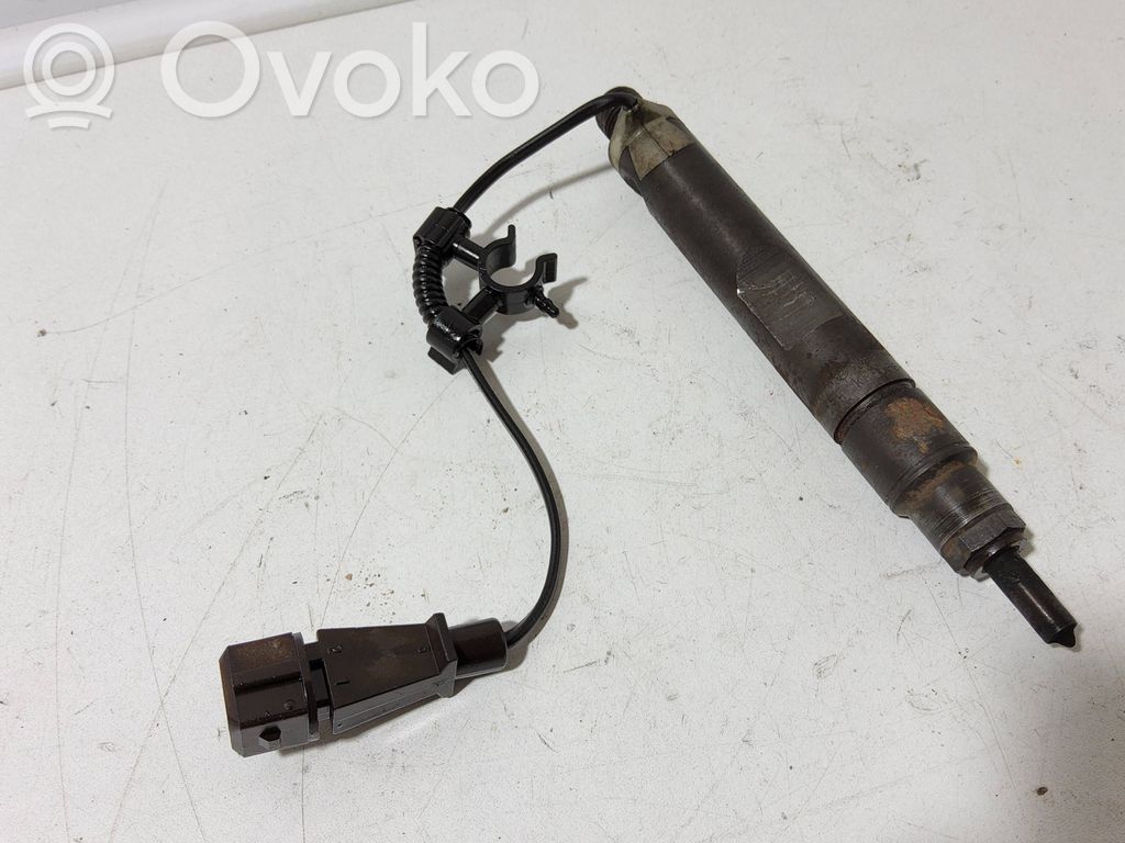 Volkswagen Golf IV Inyector de combustible 