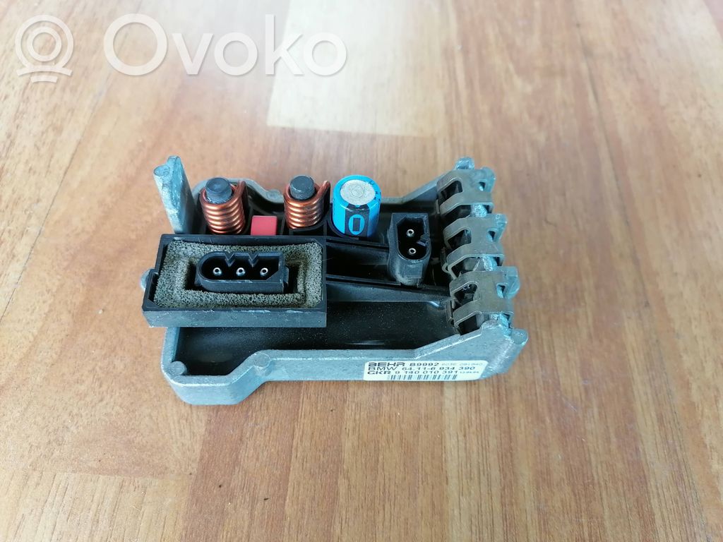 BMW 7 E65 E66 Pečiuko ventiliatoriaus reostatas (reustatas) 
