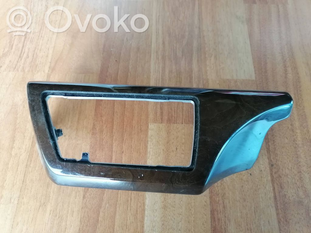 BMW 7 E65 E66 Dekoratīvās apdares lenta 