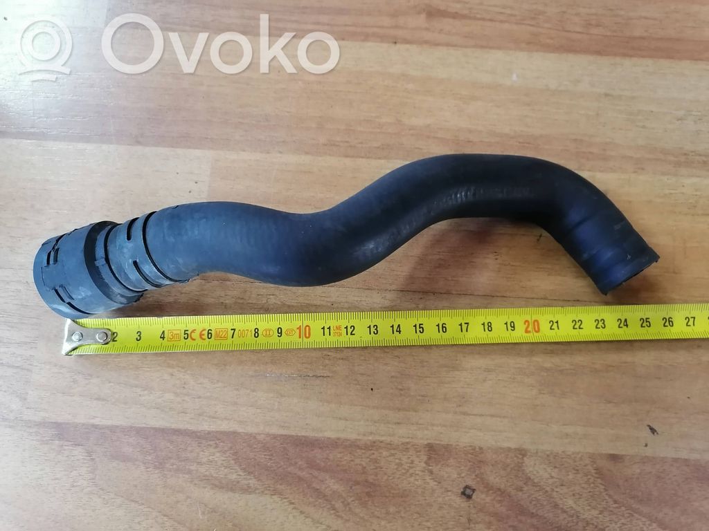 Volkswagen Golf V Engine coolant pipe/hose 