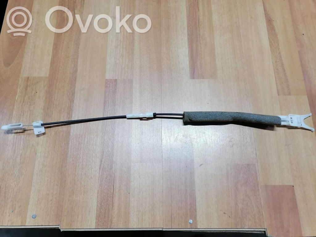 Volkswagen Touareg I Bagažinės troselis 