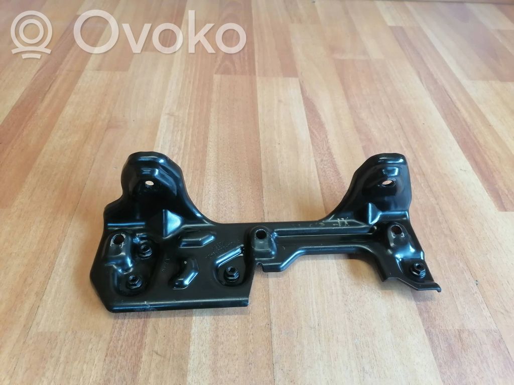 Jaguar XF X250 Intercooler pipe mounting bracket 