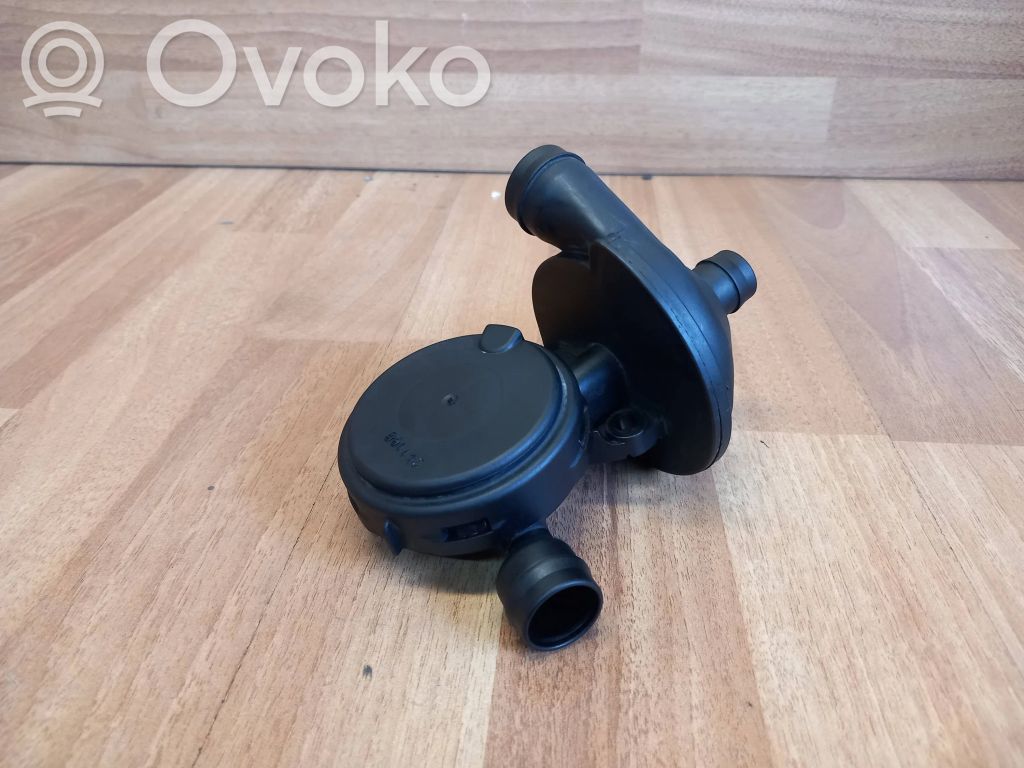 BMW 1 E81 E87 Huohotin/huohotinputki/letku 
