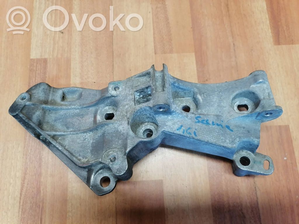 Renault Scenic II -  Grand scenic II Generator/alternator bracket 