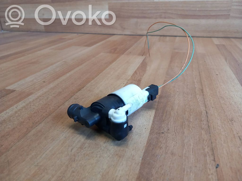 Windscreen/windshield washer pump   7700428386,285200851R,8200295685,289200004R