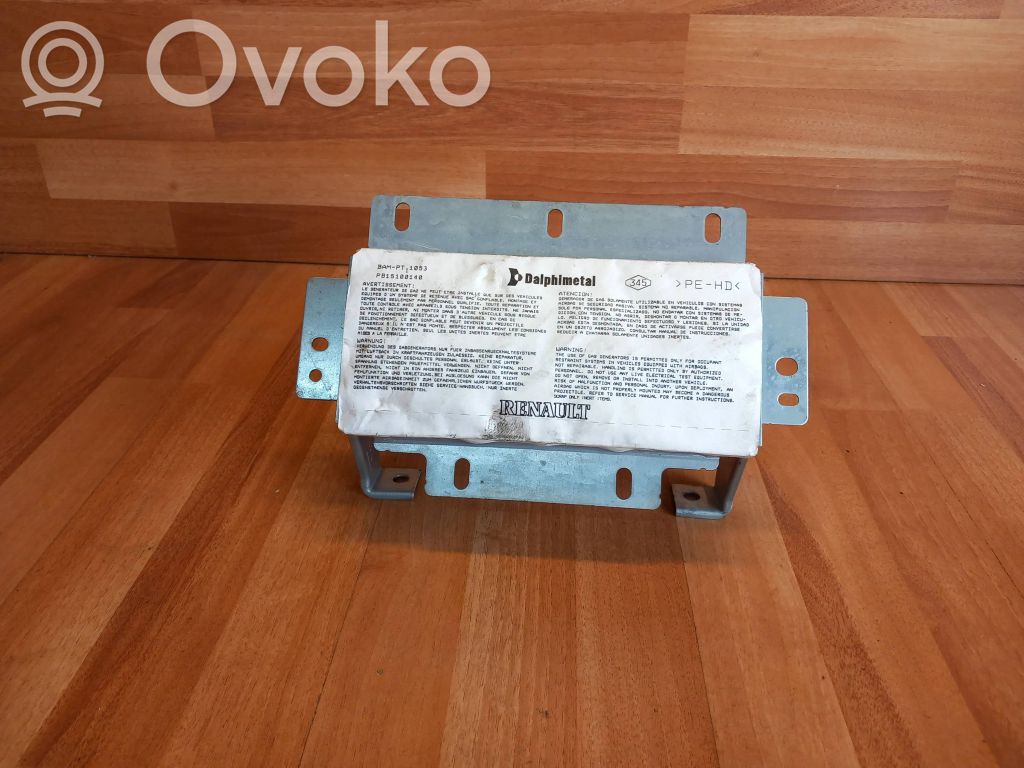 Renault Modus Keleivio oro pagalvė 