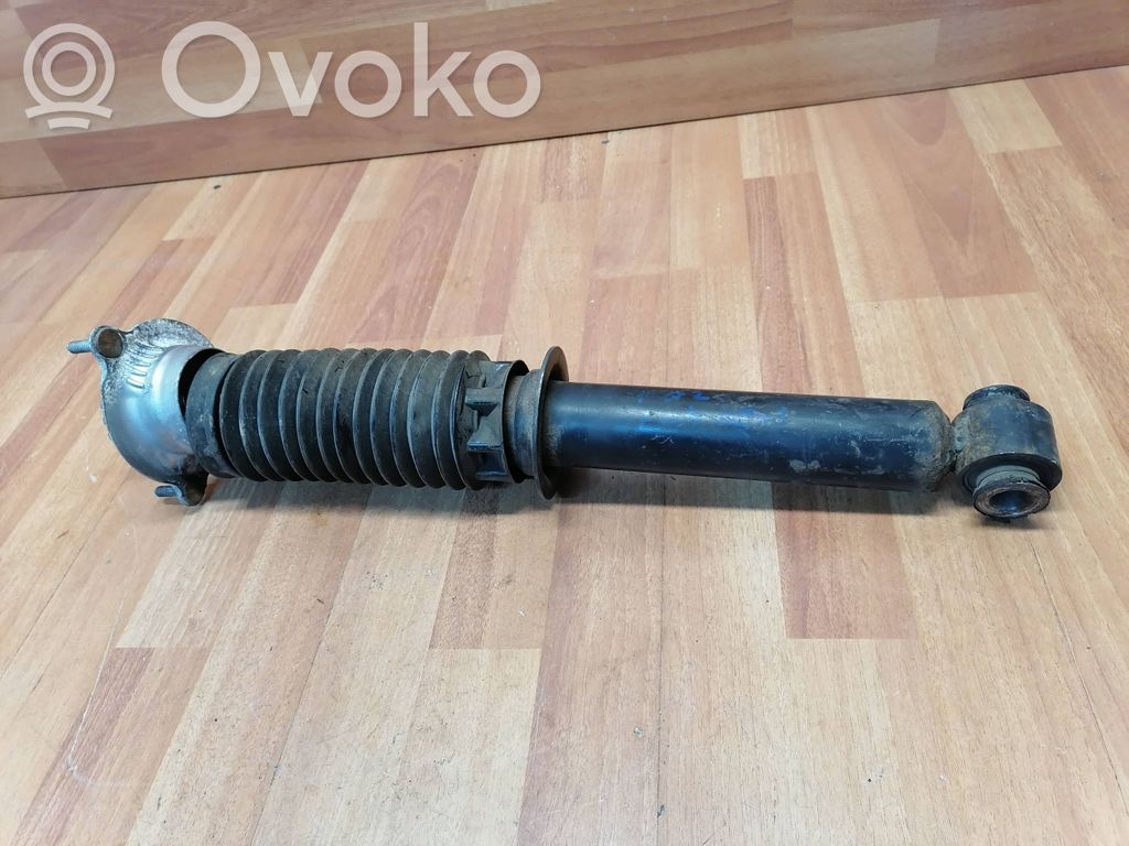 Peugeot 407 Priekšpusē amortizators 