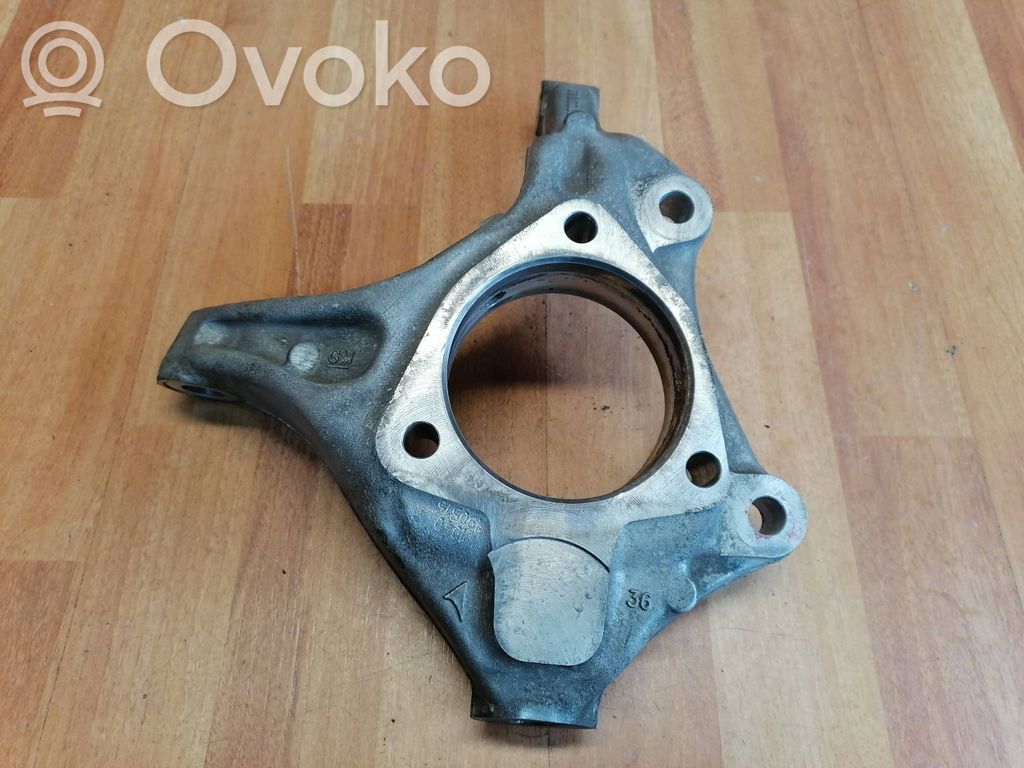 Opel Astra K Moyeu de roue avant 