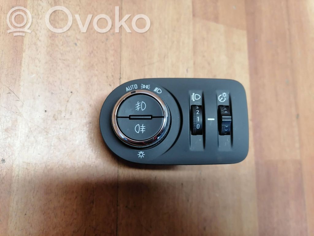 Opel Astra K Light switch 