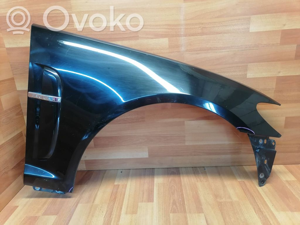 Jaguar XF X250 Sparnas 