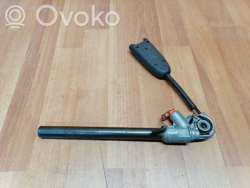 Renault Scenic II -  Grand scenic II Bridă fixare centură de siguranță față 