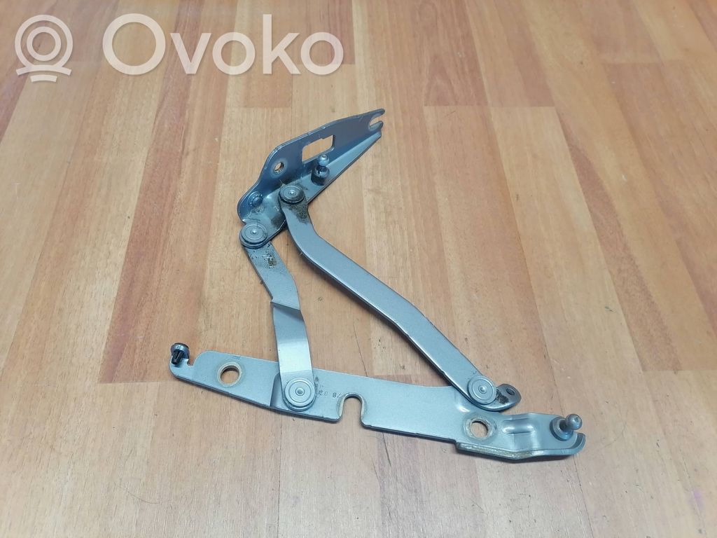 Audi A4 S4 B7 8E 8H Zawias klapy tylnej bagażnika 