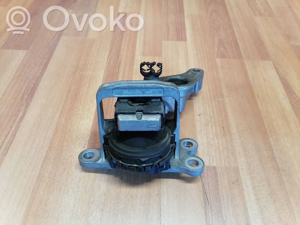Renault Espace V (RFC) Engine mount bracket 