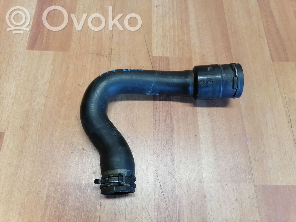 Audi A4 S4 B7 8E 8H Przewód / Wąż chłodnicy 