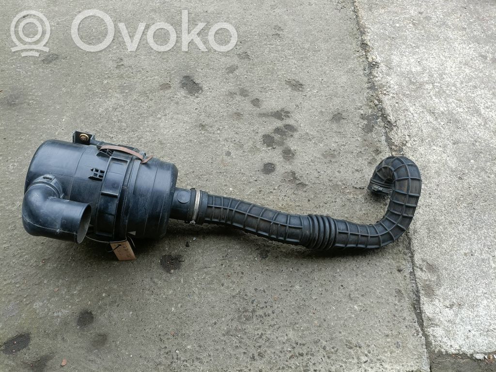 Obudowa filtra powietrza   1302984080,0M0L0GAZ10NE