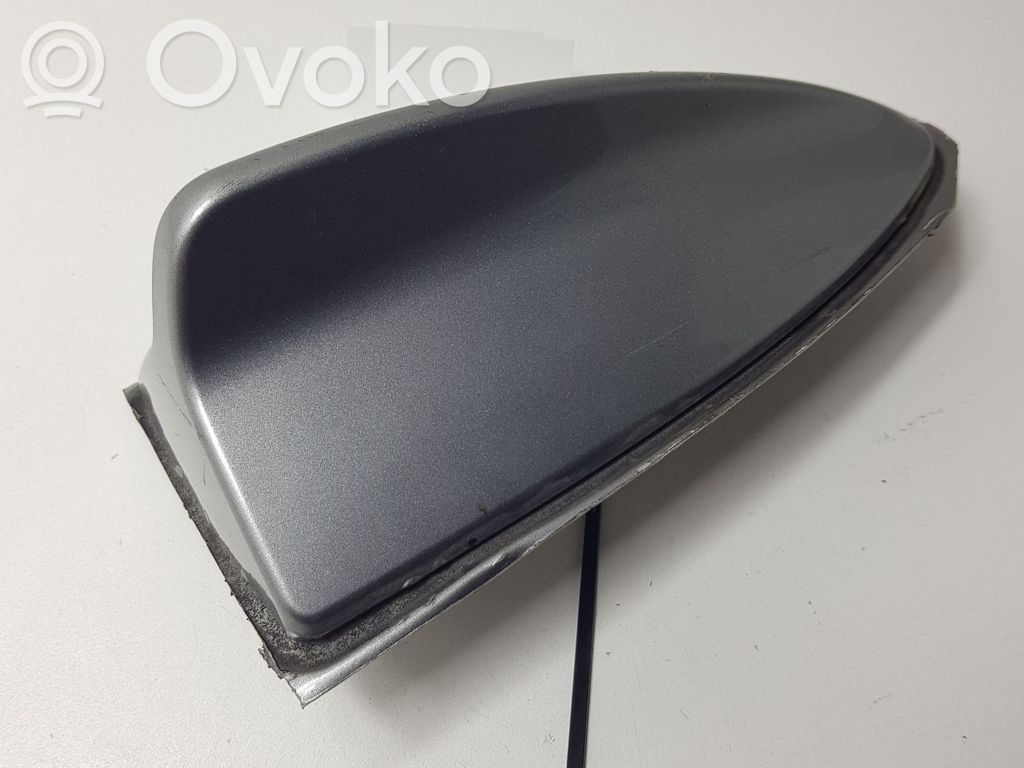 BMW X5 E70 GPS-pystyantenni 
