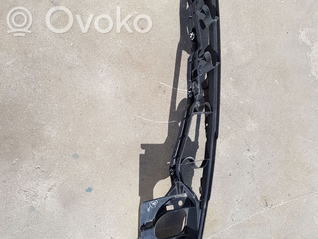 BMW X5 E70 Fender mounting bracket 