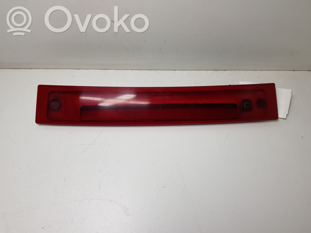 Volvo XC90 Third/center stoplight 