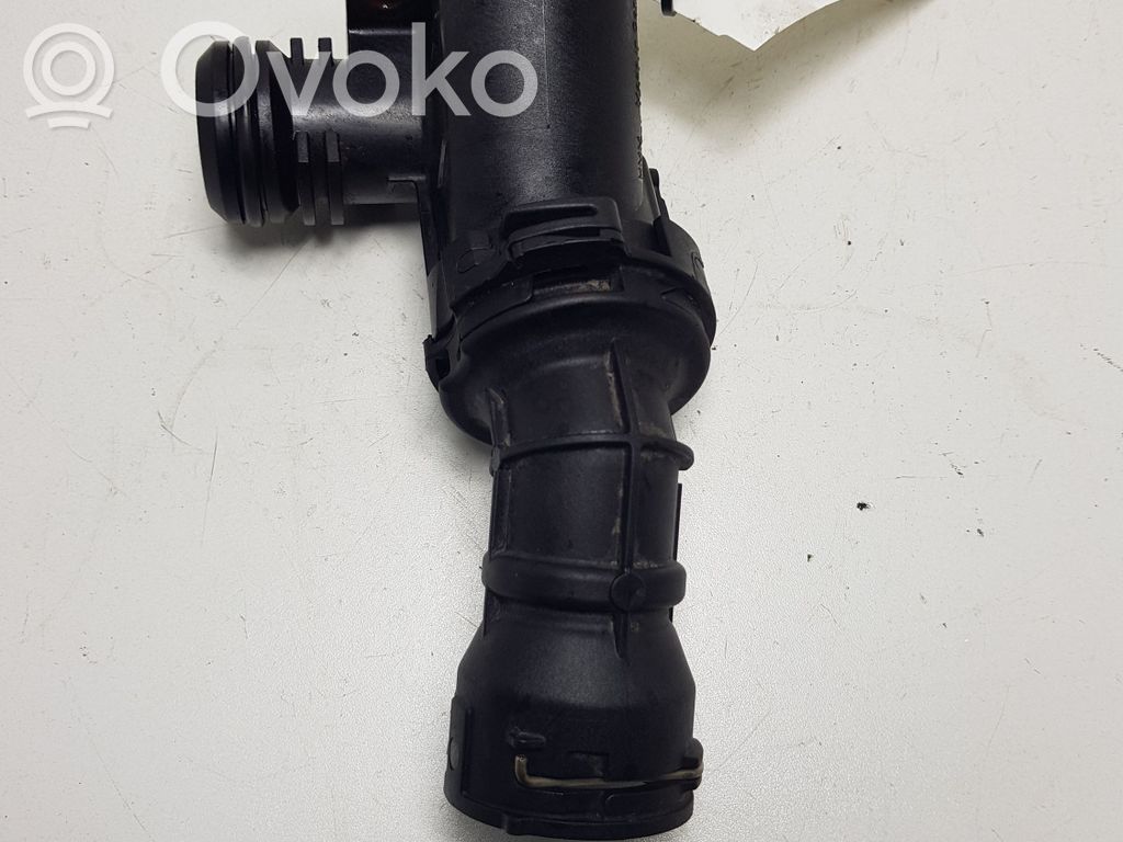 Volkswagen PASSAT B8 Termostatas/ termostato korpusas 