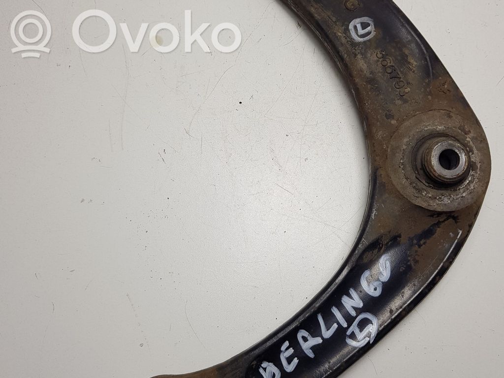 Front lower control arm/wishbone   566793