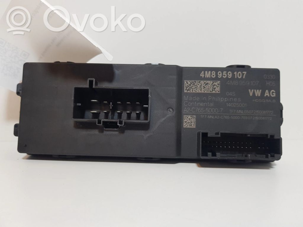 Audi A4 S4 B9 8W Tailgate/trunk control unit/module 