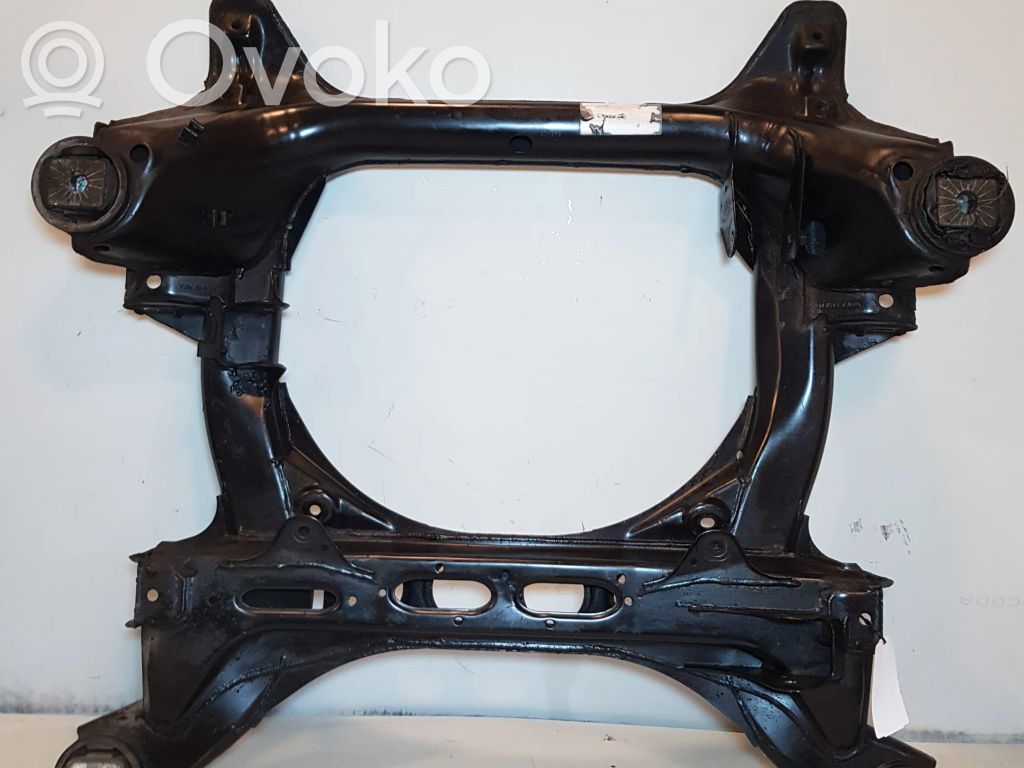 Volkswagen Touareg II Front subframe 
