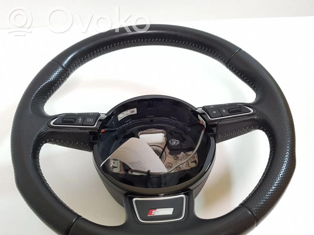 Audi Q3 8U Steering wheel 