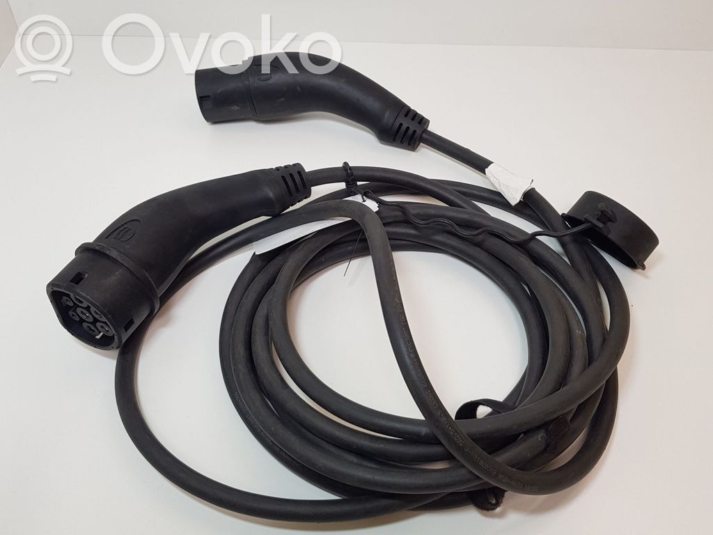 Sähköauton latauskaapeli   4N0971675,4N0971675A