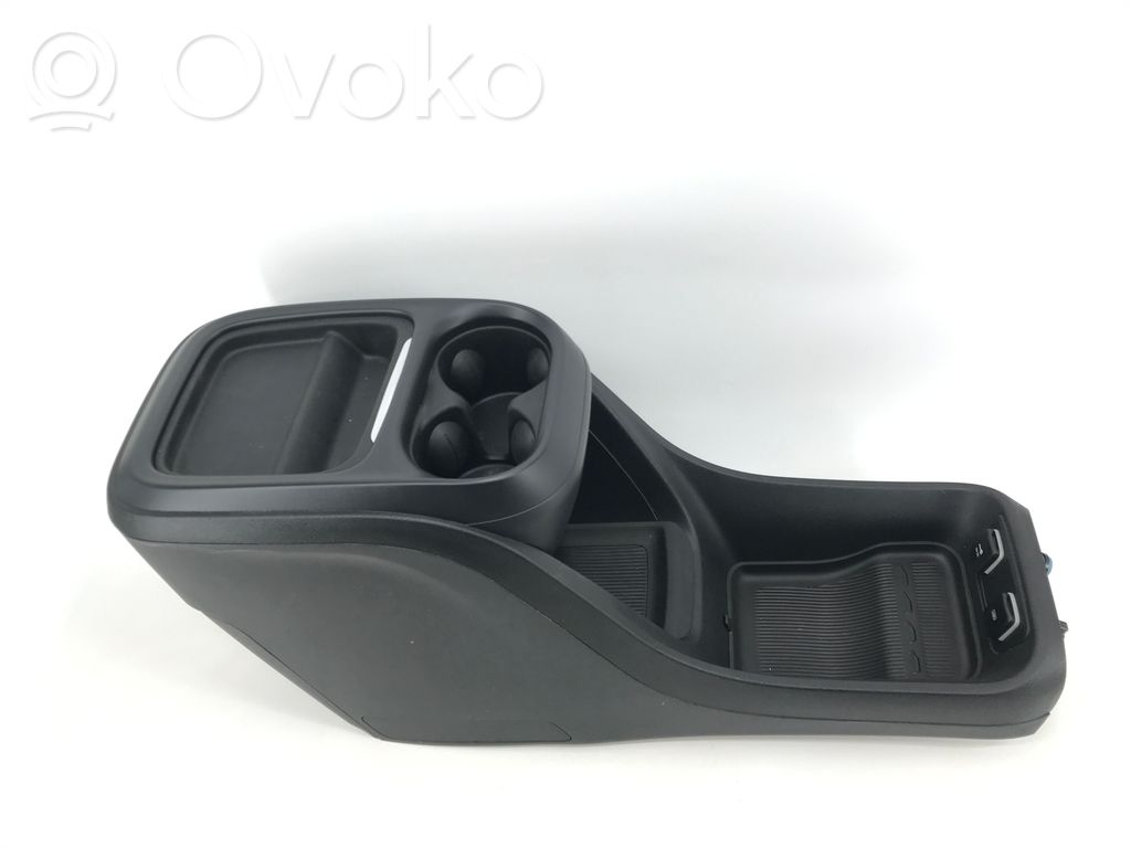 Center console   5RJ94TRMAA,5XF83TRMAA,5XF831X9AH