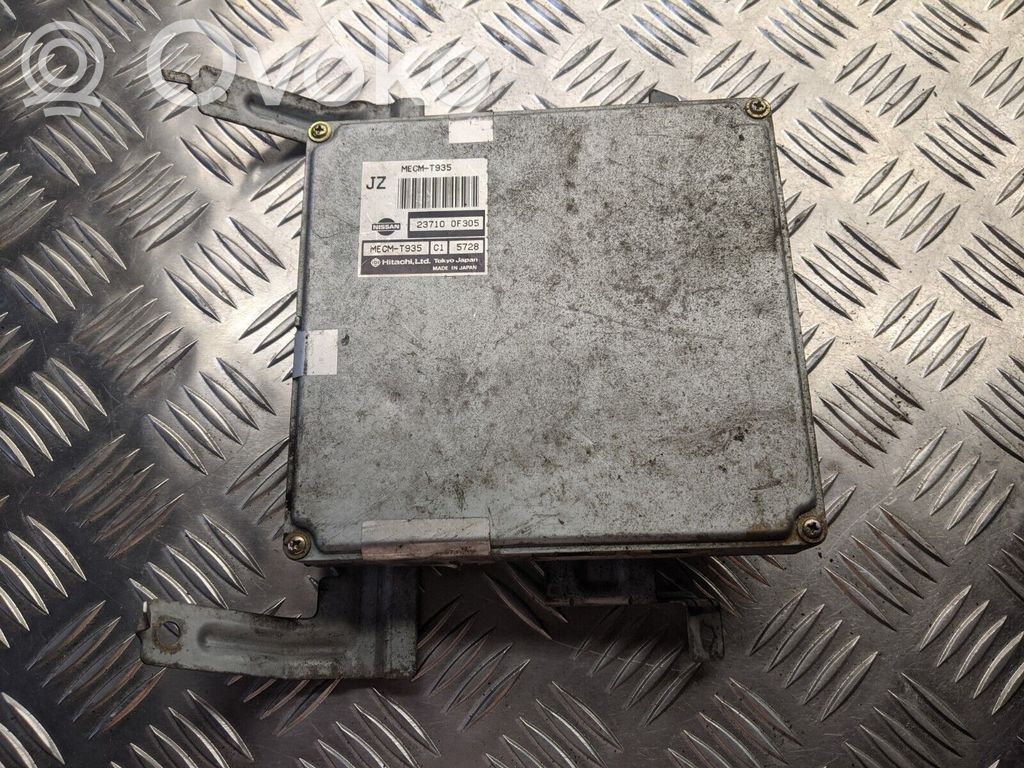 Nissan Terrano Engine control unit/module 