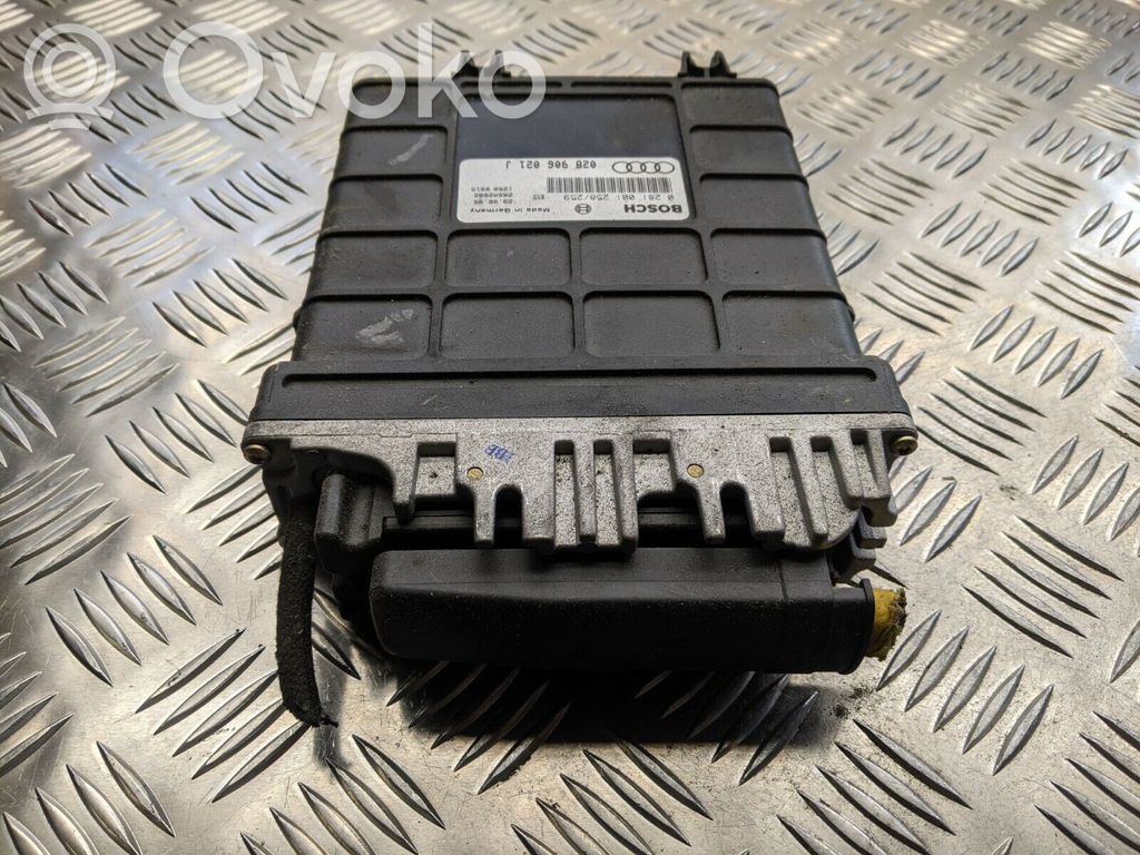 Audi A6 S6 C4 4A Engine control unit/module 