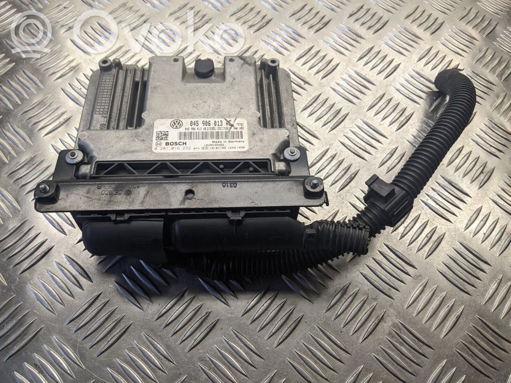 Engine control unit/module   045906013AE,0281016232