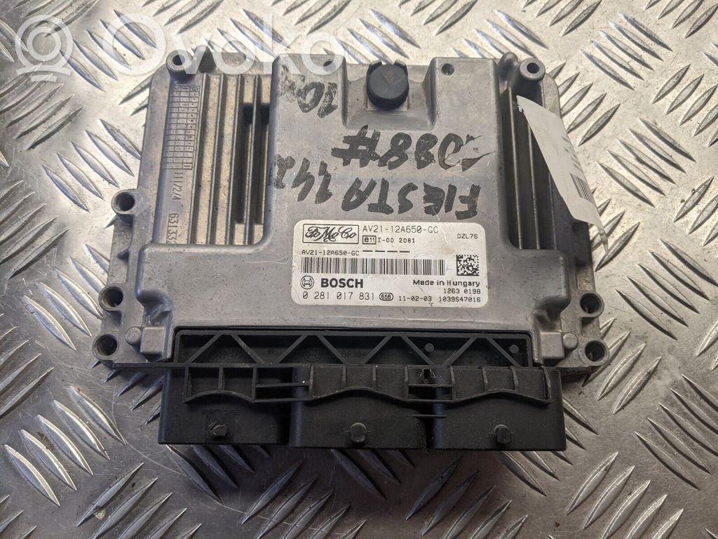 Unidad de control/módulo del motor   0281017831