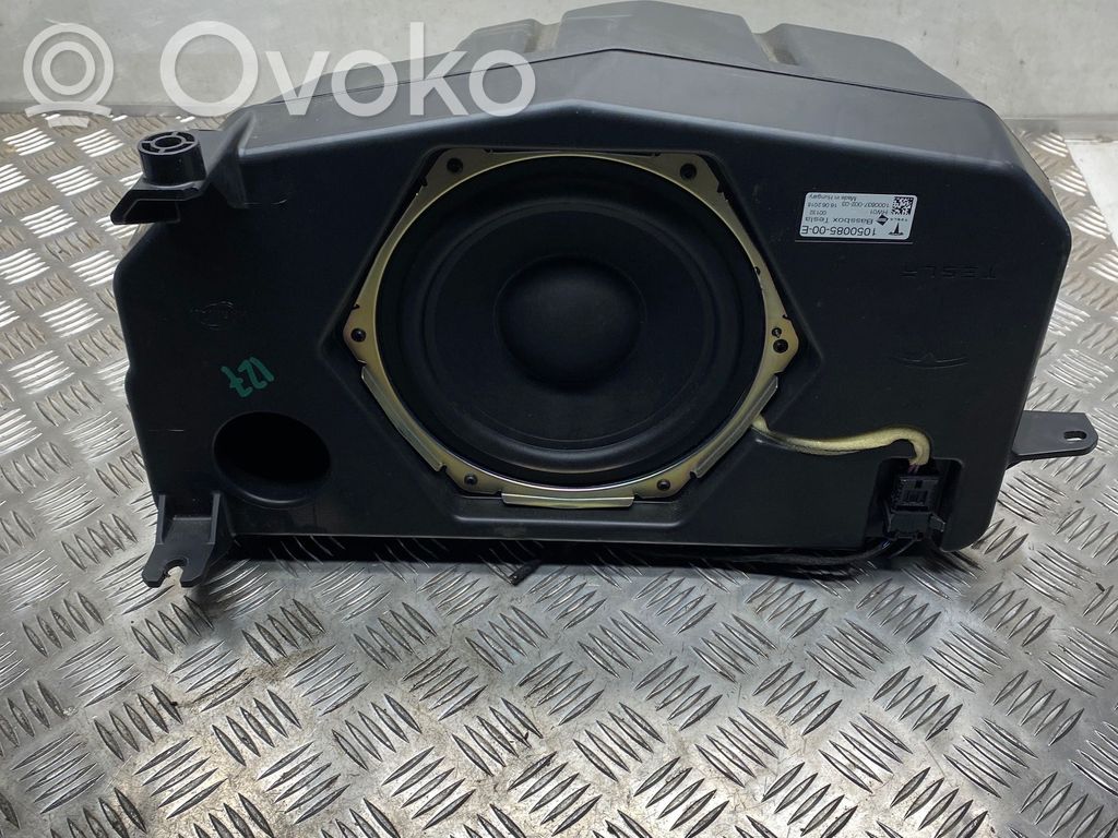 Subwoofer   105008500E,100083700203