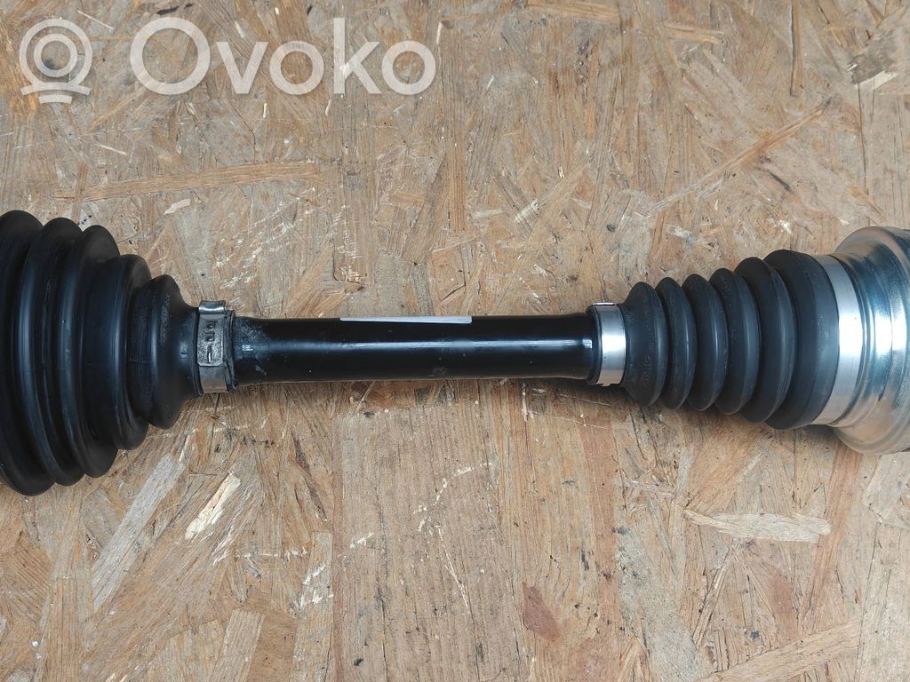 Priekinis pusašis   5Q0407271EA