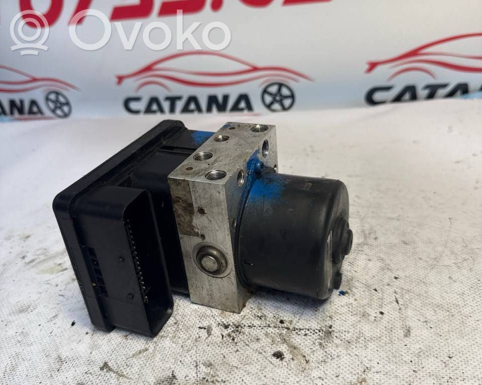 Mini One - Cooper R50 - 53 ABS bloks 