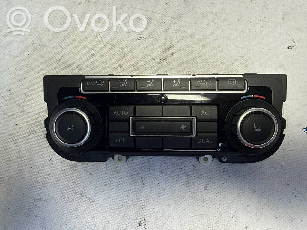 Volkswagen Golf VI Unitate control climatizare 
